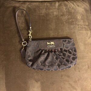 Coach Madison Signature Wristlet Brown F0867-41988